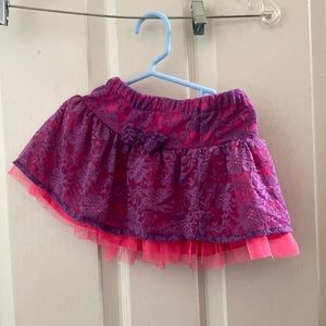 FINAL MARKDOWN 1989 place skirt 18-24 months